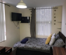 Double Room in Superb House in Great Location 4