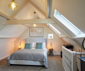 Host & Stay - Middle Farmhouse