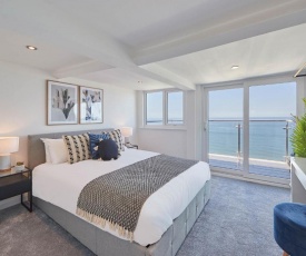 Host & Stay - Pier View Penthouse