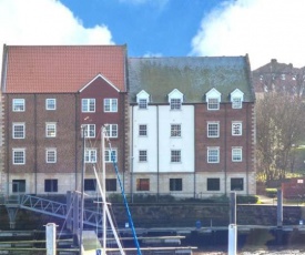 The Moorings, Whitby